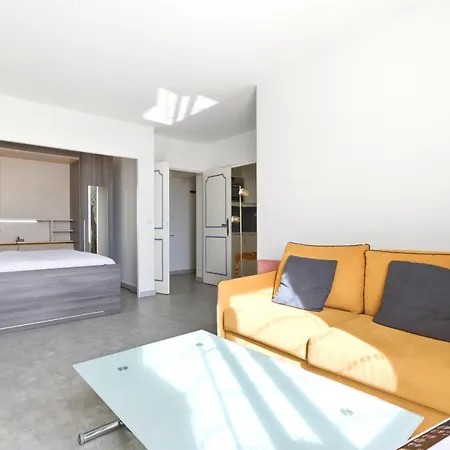 Apartamento Bright 12th Near Metro París